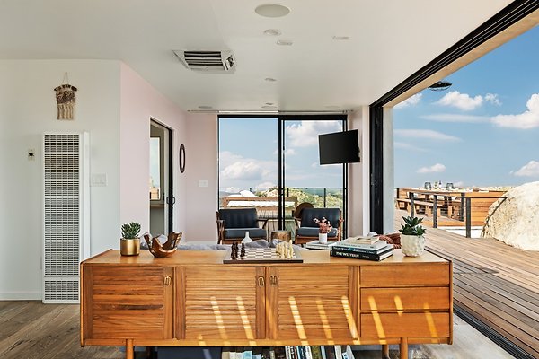 Fieldtrip Whispers Rock 054-Large