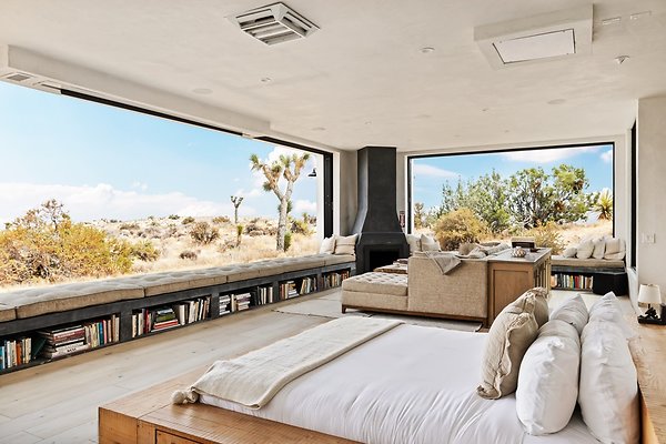 Fieldtrip Whispers Rock 032-Large