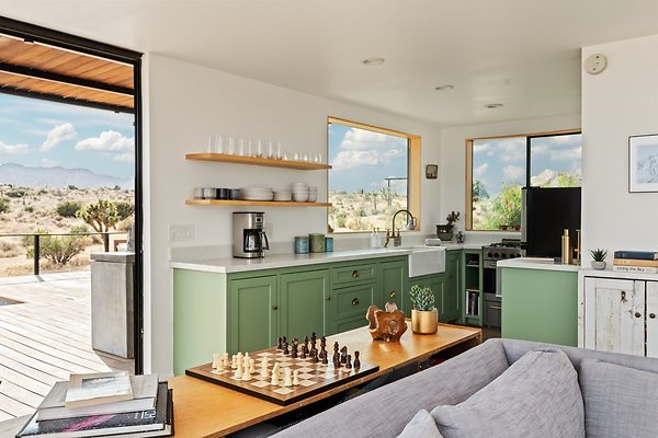 Fieldtrip Whispers Rock 061-Large