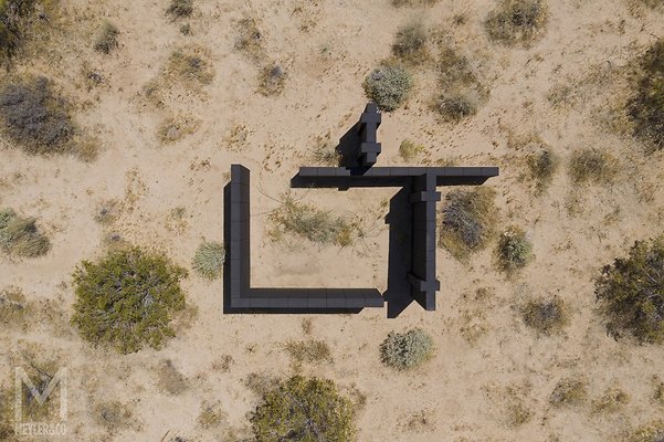 meyler 3682 135 - A-Z West, Joshua Tree, CA | Andrea Zittel
