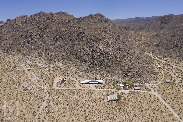 meyler 3682 009 - A-Z West, Joshua Tree, CA | Andrea Zittel