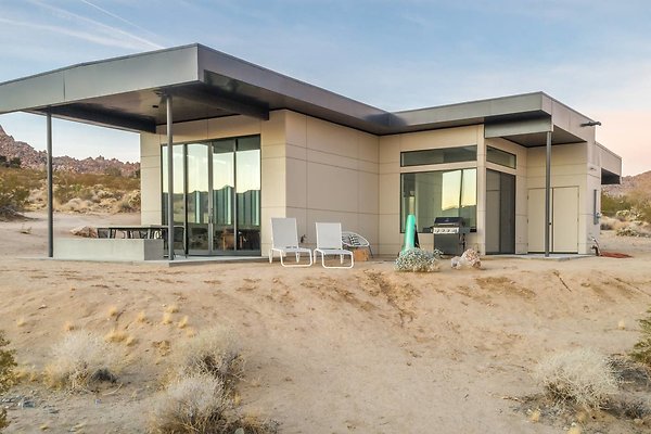 e21a366f-38df-4a08-8247-791d2ae5e43b