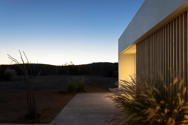tera-haus house yucca-valley-ca-usa exterior-night-detail-1719877804559