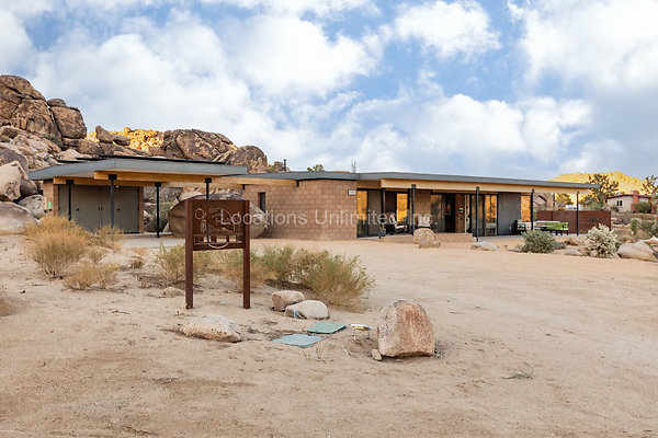 07-Homestead Modern On The Rocks-Large  x