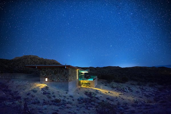 a1382683-b8b2-4849-b3e5-ca3cd5464e8d