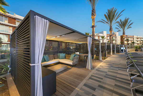 ReelEstatePartners   mfa03-huntington-08