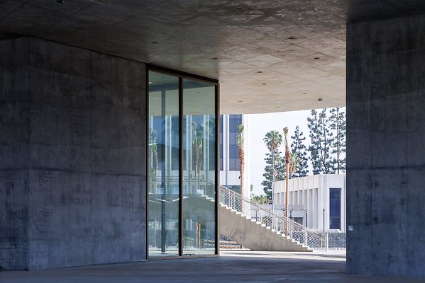 david-geffen-galleries-lacma-los-angeles-peter-zumthor dezeen 2364 col 4-1704x1137
