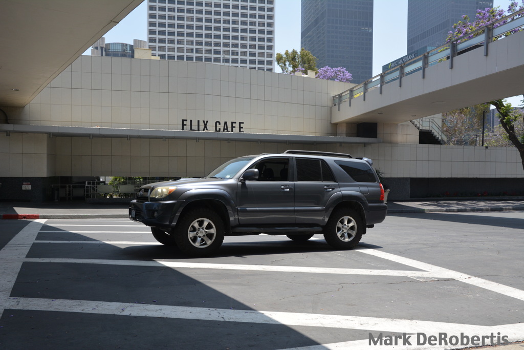 16 LA Center Boylston Street