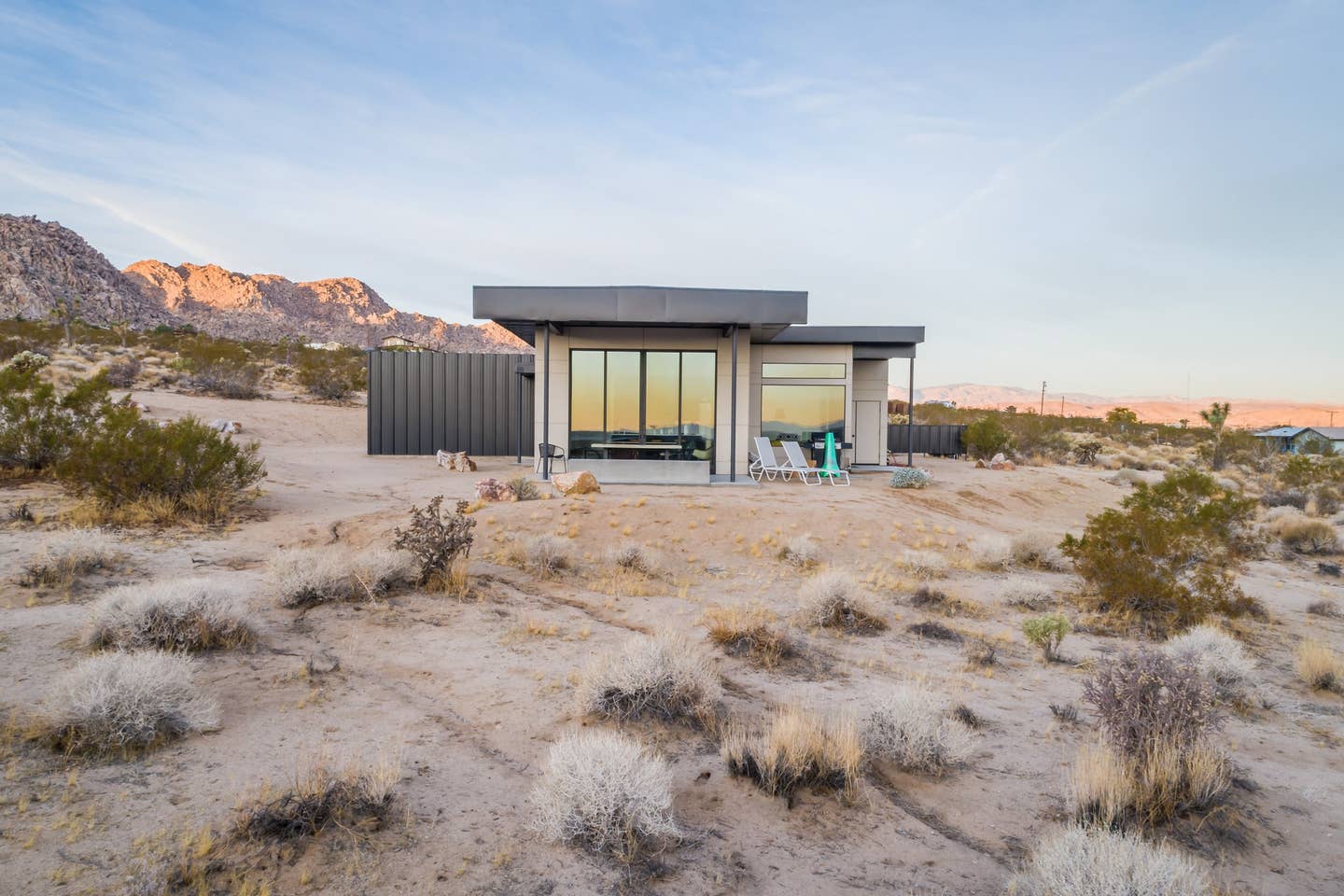 51 Kud Modern Joshua Tree Onyx